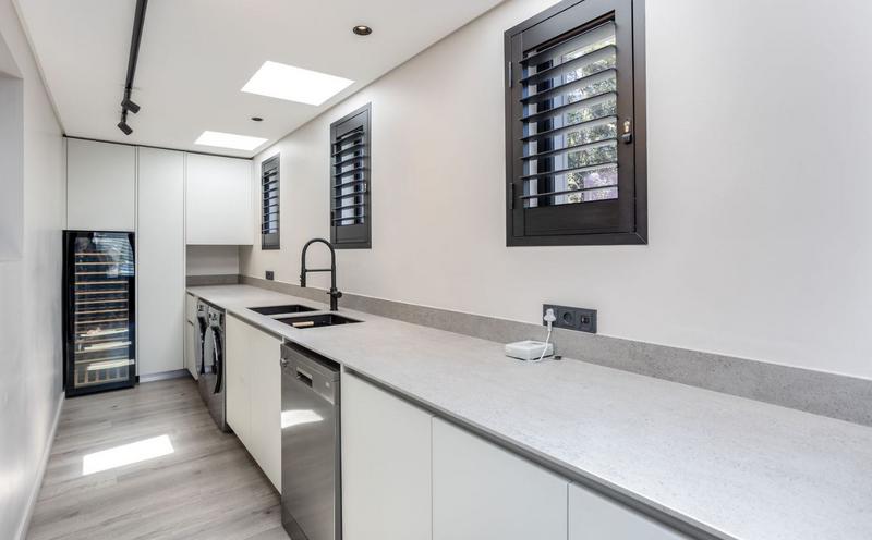 5 Bedroom Property for Sale in Camps Bay Western Cape